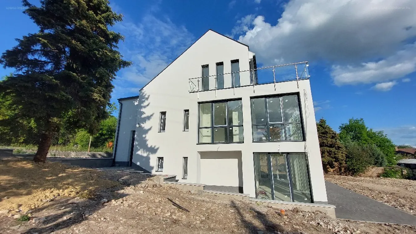 Felejtsen el minden rosszat otthon, ha kilép az erkélyre!