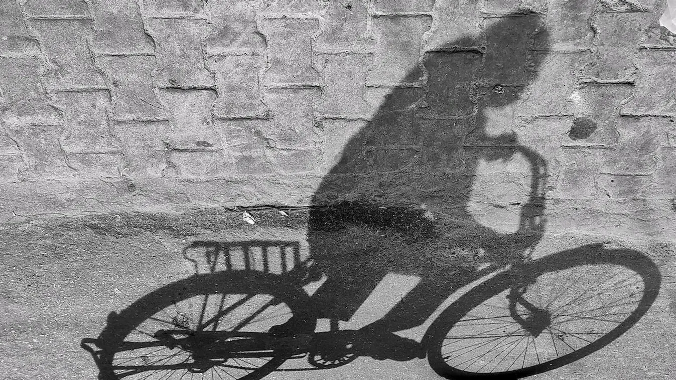 Rengeteg trükkje van: keményen tolja a csepeli bringás csaló