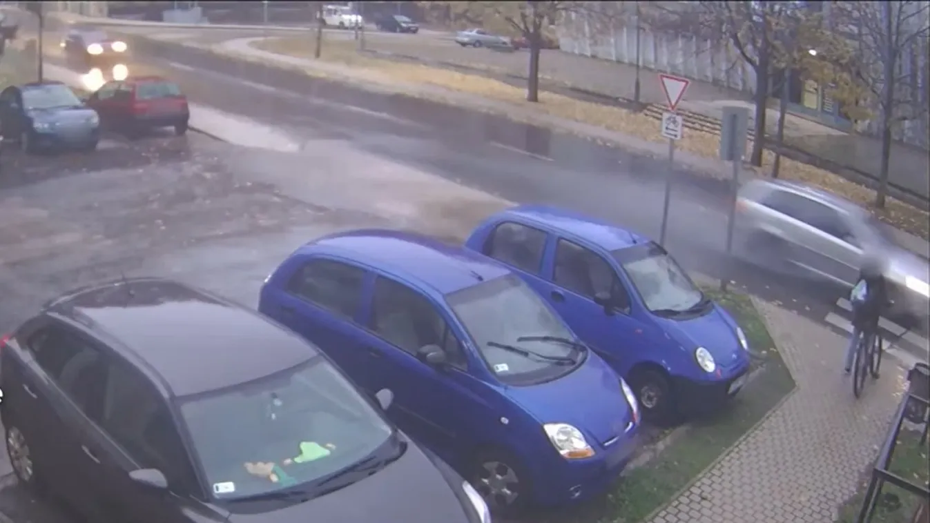 A zebránál gázoltak el egy kisgyereket Esztergomban