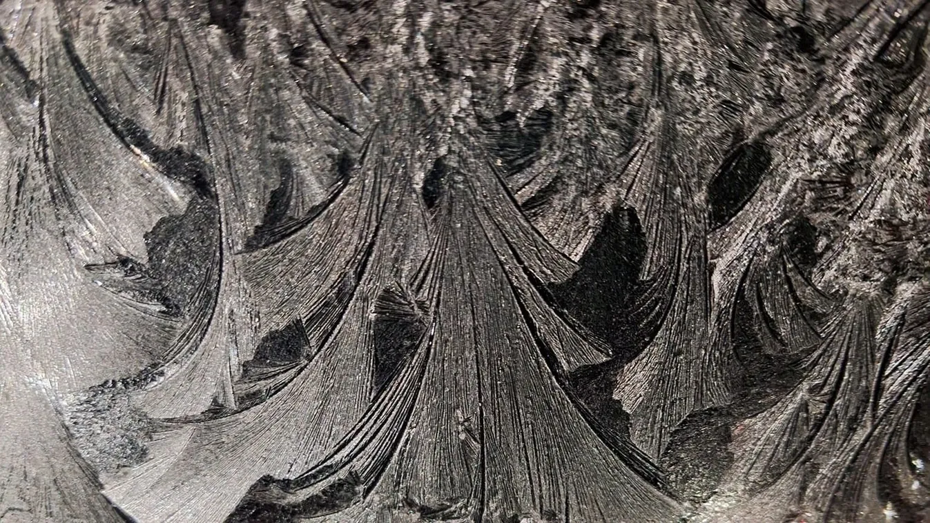 Durva időjárásváltozás: itt már lecsaptak a fagyok