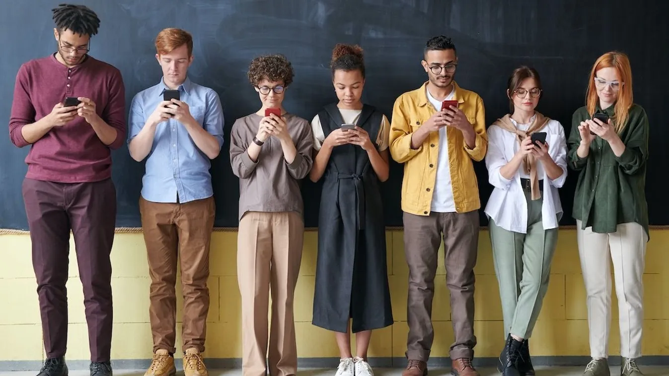40 éves az első kereskedelmi forgalomban kapható mobil