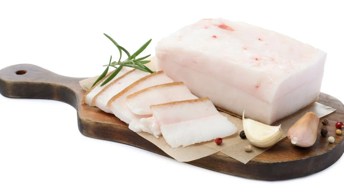 Pork,Fatback,With,Rosemary,,Garlic,And,Peppercorns,Isolated,On,White