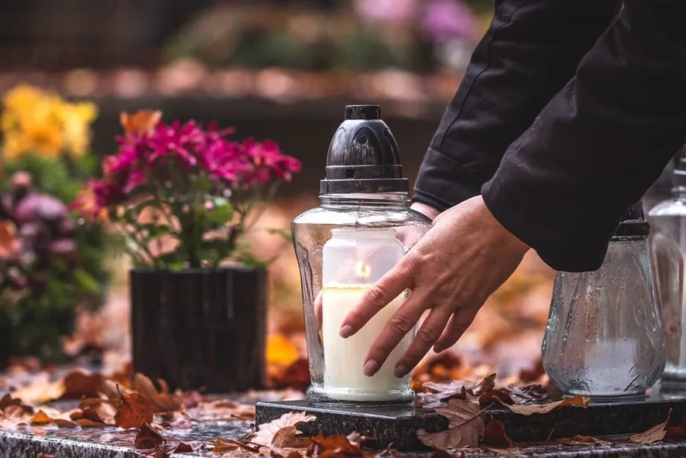 temető, temetés, mécses, gyergya, halottak napja, mindenszentek