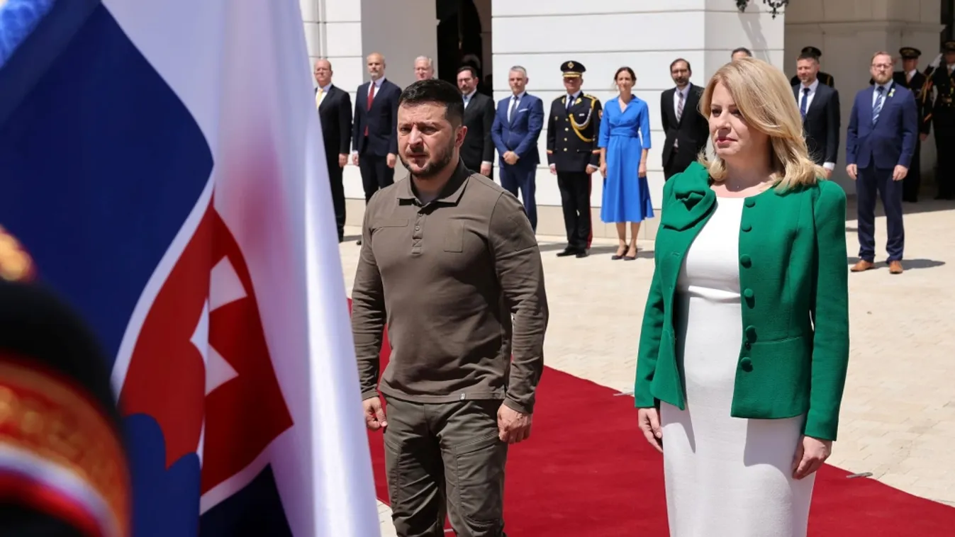 Szlovákia mától nem szállít fegyvert Ukrajnának