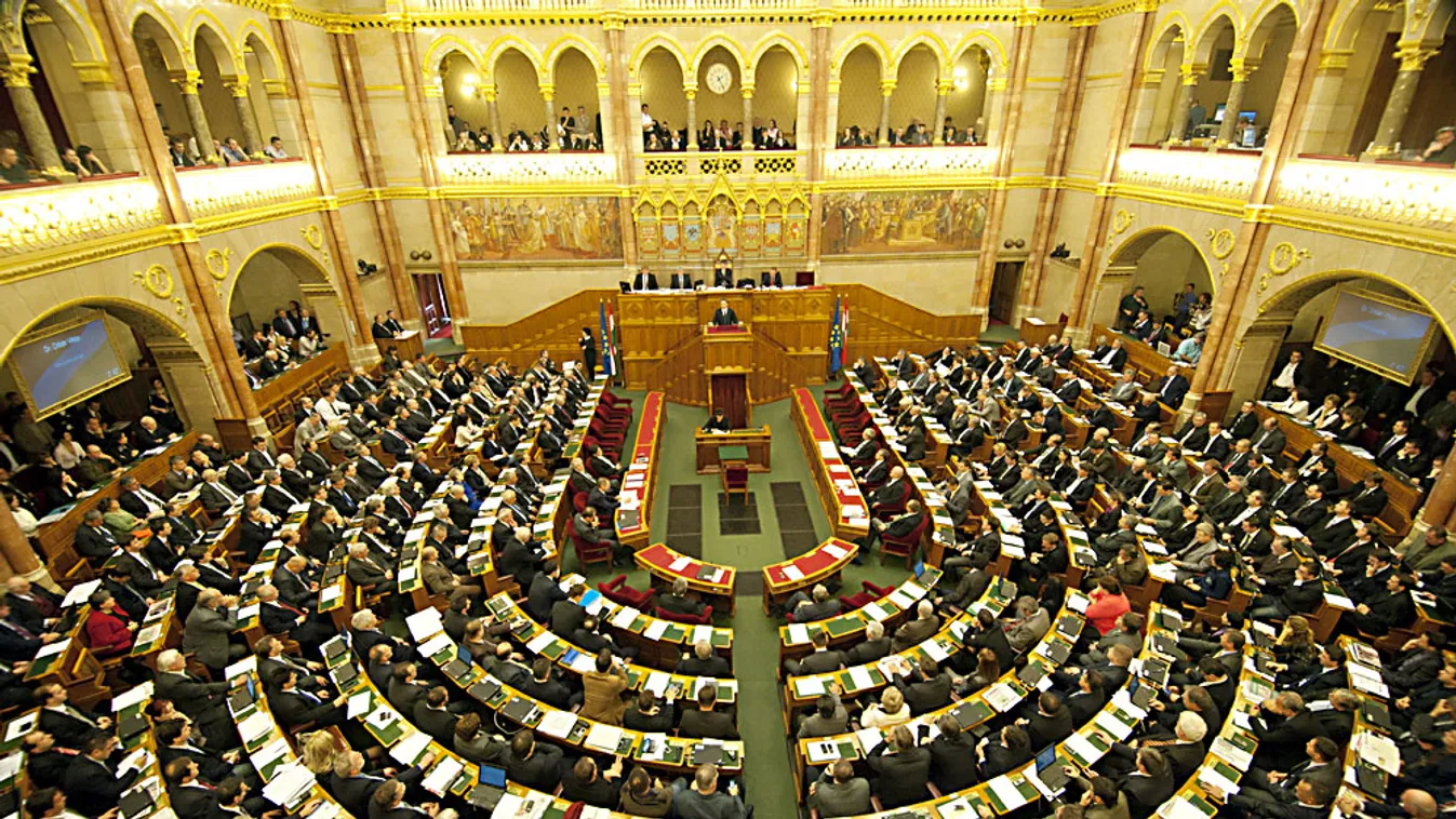 Felpörgetik a dolgokat a parlamentben