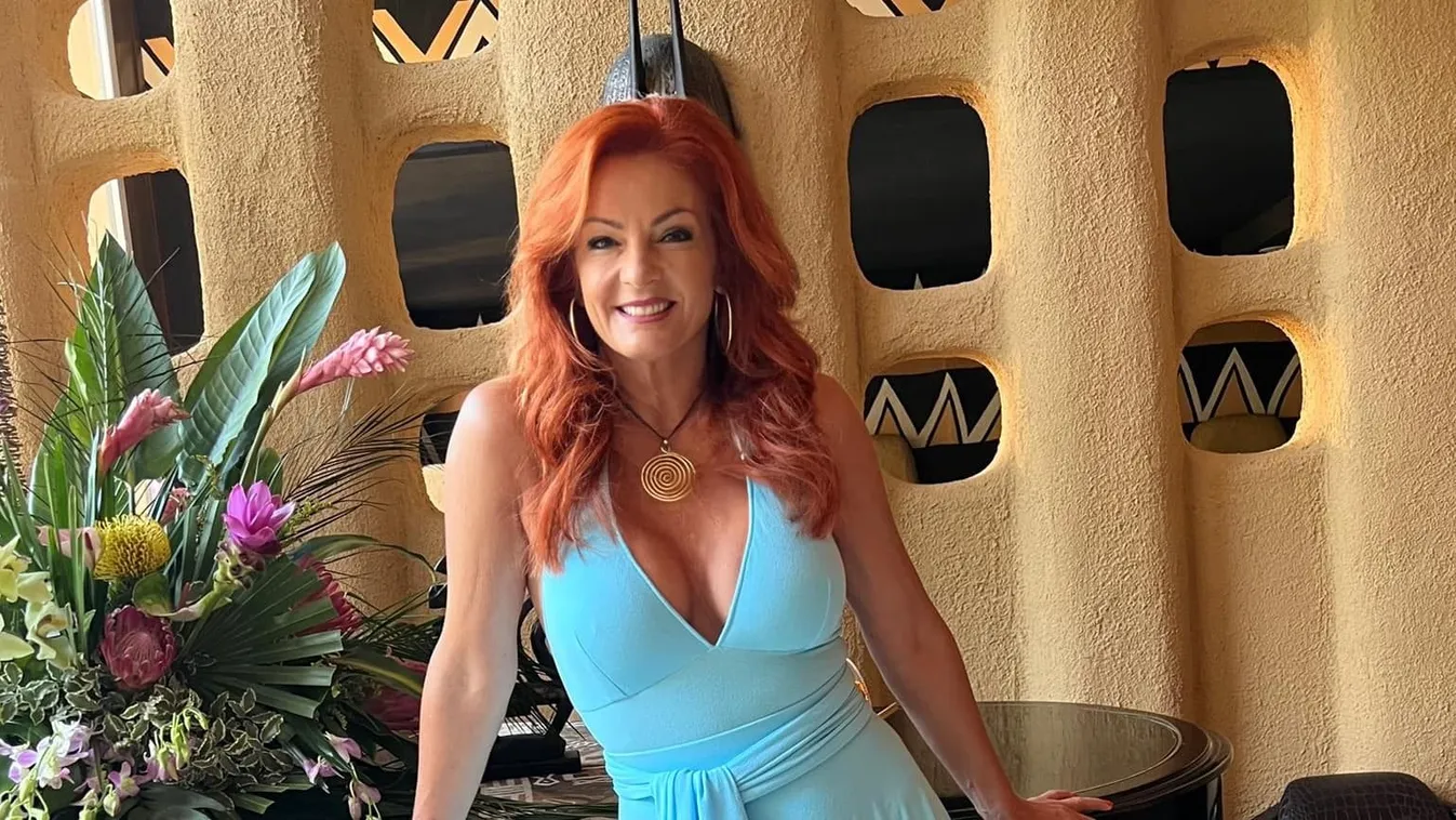 Keleti Andi leopárdmintás bikiniben – szexi bókot kapott