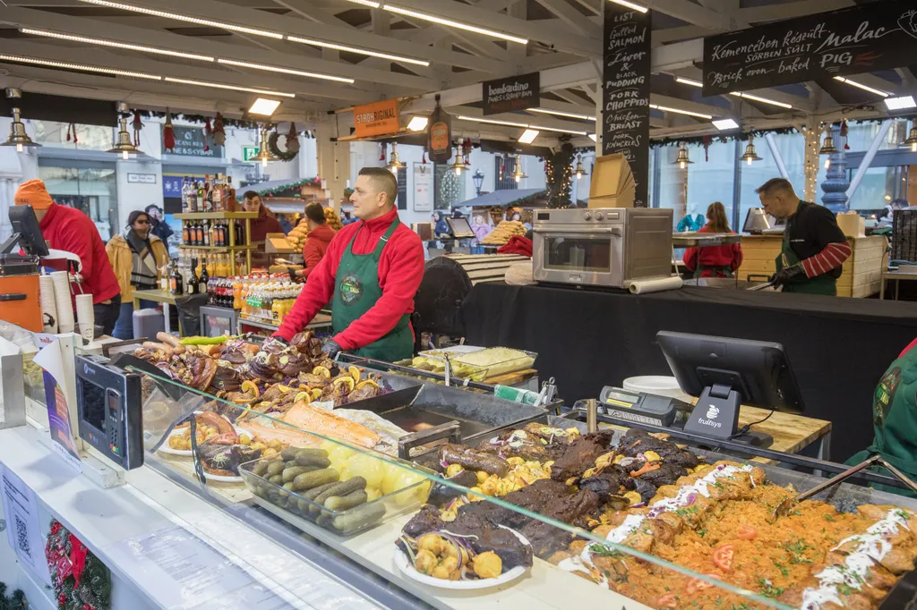 karácsonyi vásár vörösmarty tér 2023 december