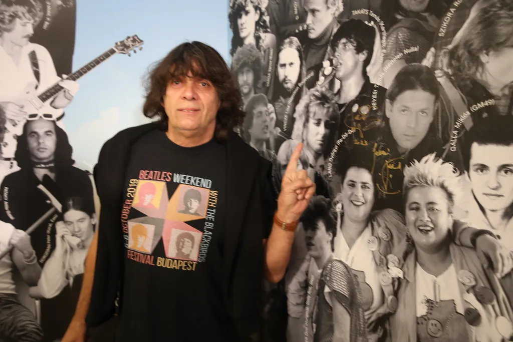 magyar Zene haza hiressegek fala