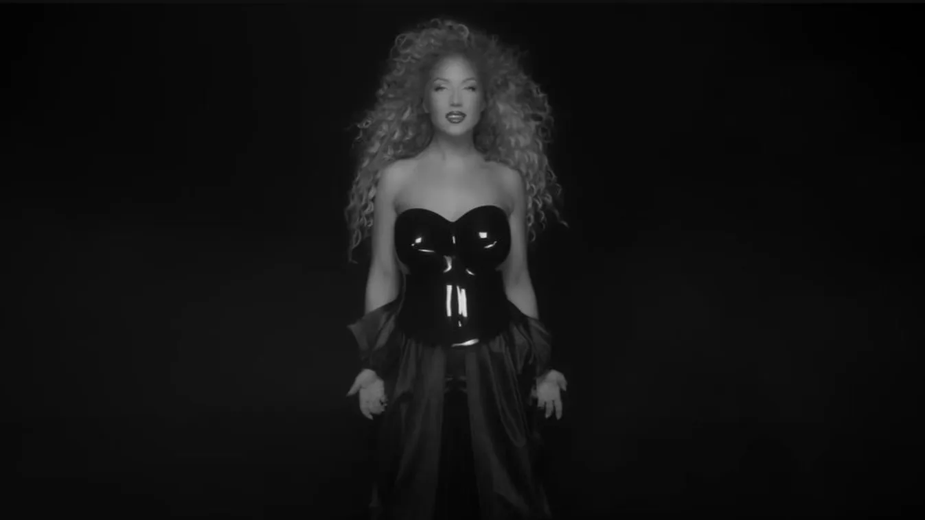 Az énekesnő visszaszólt az őt bíráló rajongóknak