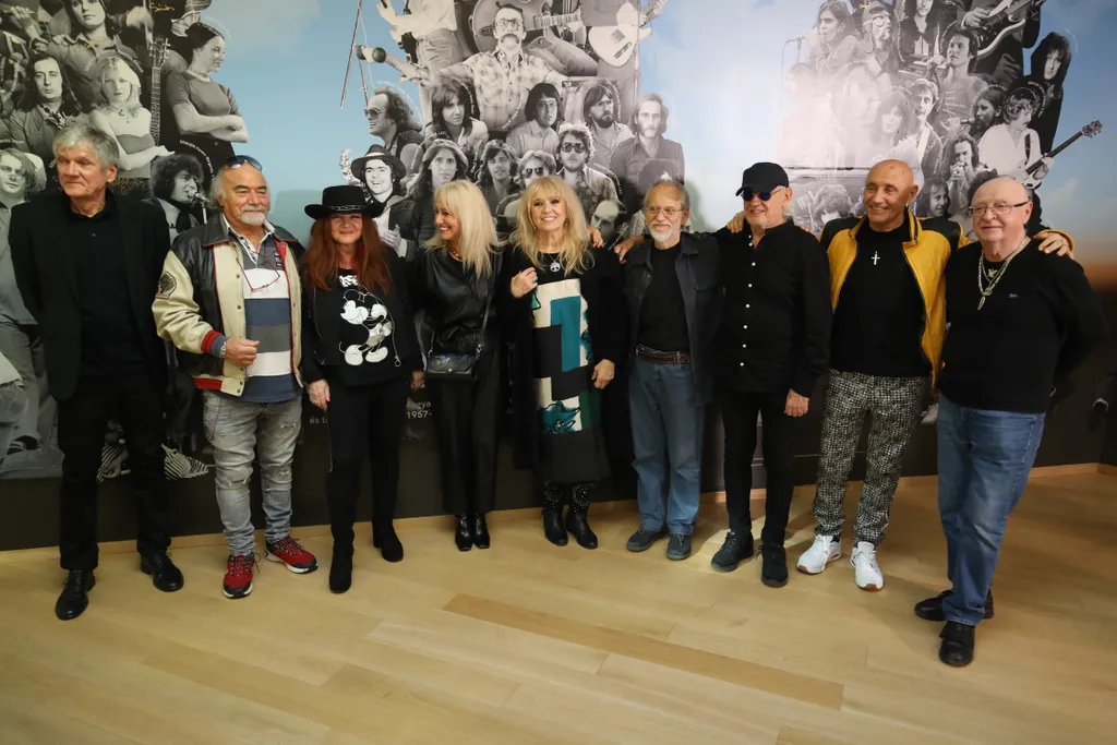 magyar Zene haza hiressegek fala