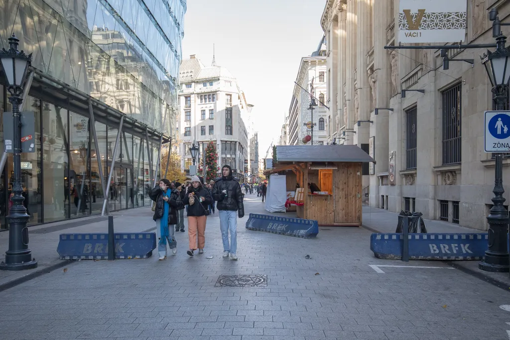 karácsonyi vásár vörösmarty tér 2023 december