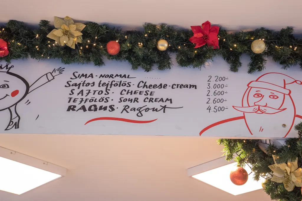 karácsonyi vásár vörösmarty tér 2023 december