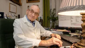 Egy 100 évesen is praktizáló háziorvos elárulta a hosszú élet titkát