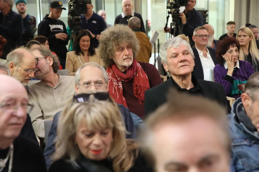 magyar Zene haza hiressegek fala