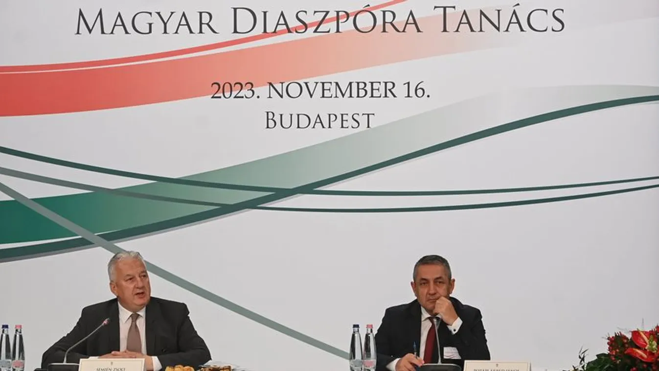 Más célja is van a politikának, mint működtesse az országot