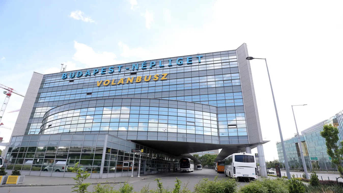  Ingyenessé tennék a 14 éven aluliaknak a tömegközlekedést