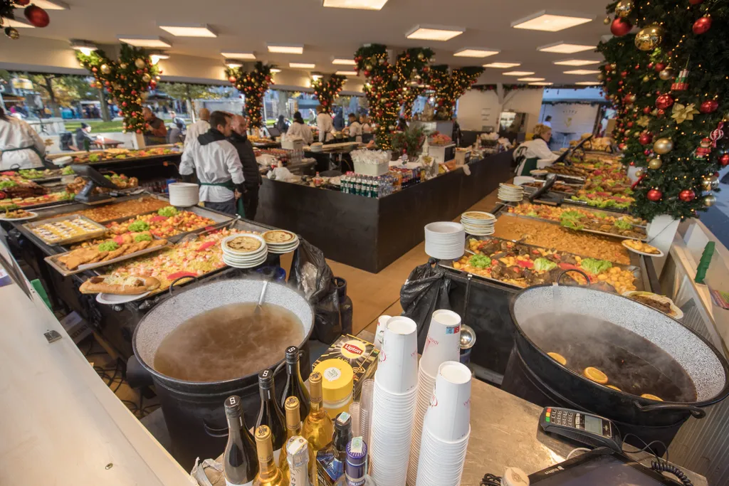 karácsonyi vásár vörösmarty tér 2023 december