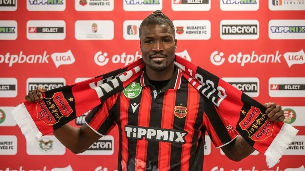 A "királyfi" Mohammed Kadiri a kispesti bemutatásakor, 2022 elején