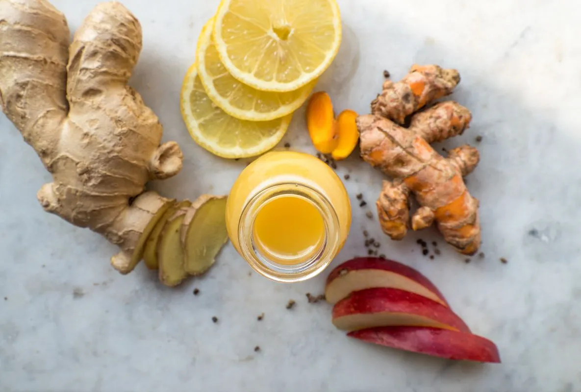 Immune,System,Boosting,Ginger,,Turmeric,,Lemon,And,Apple,Shot,In