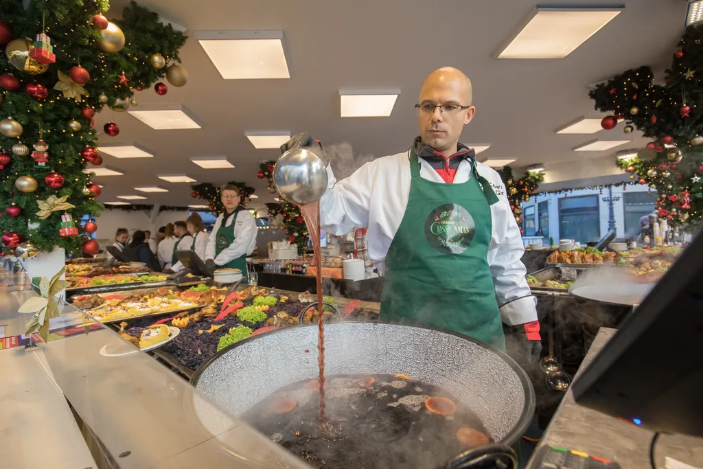 karácsonyi vásár vörösmarty tér 2023 december