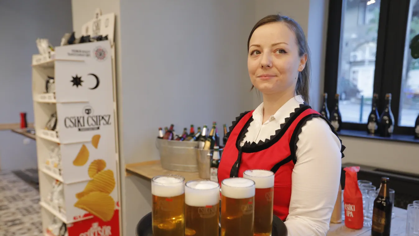 Egy sört kértek a Csíkiben - elképesztő, mi történt velük