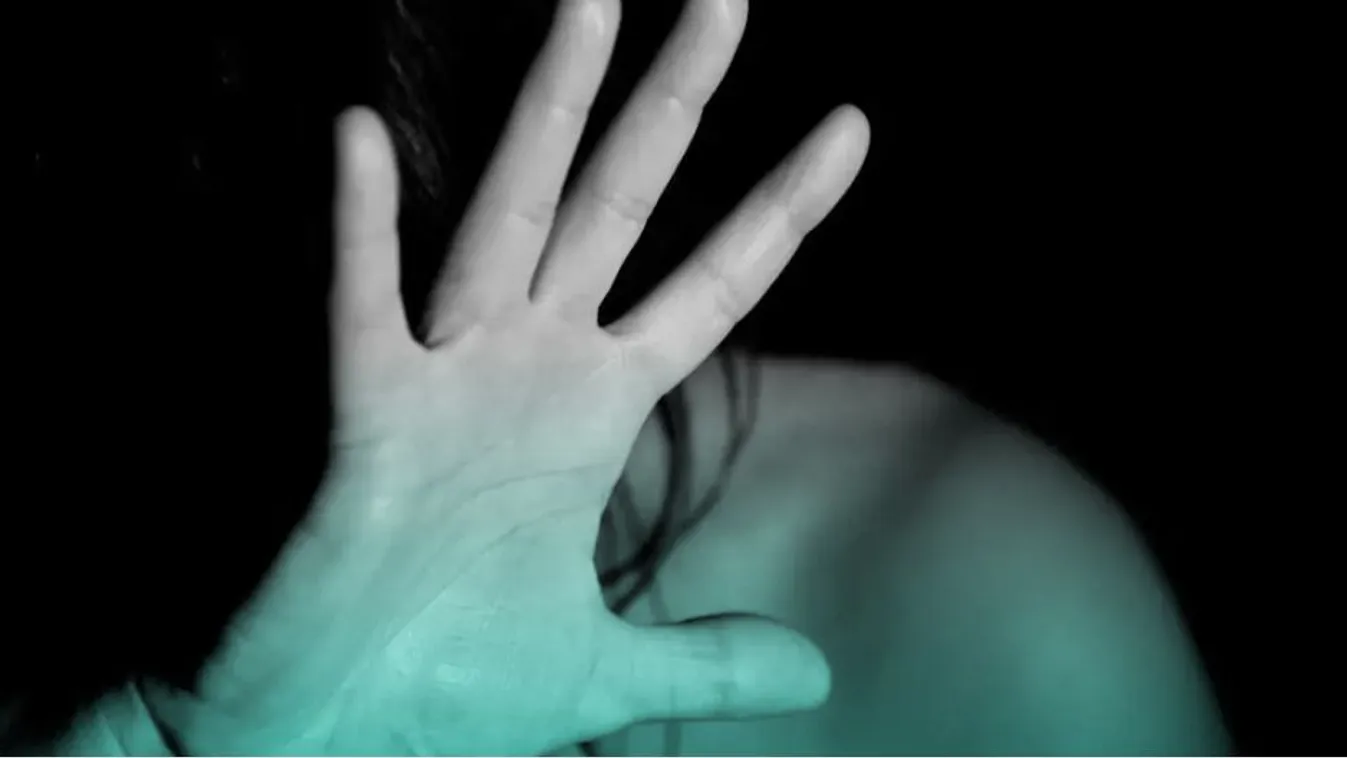 Olaszország: migránsok erőszakoltak meg egy kiskorú lányt