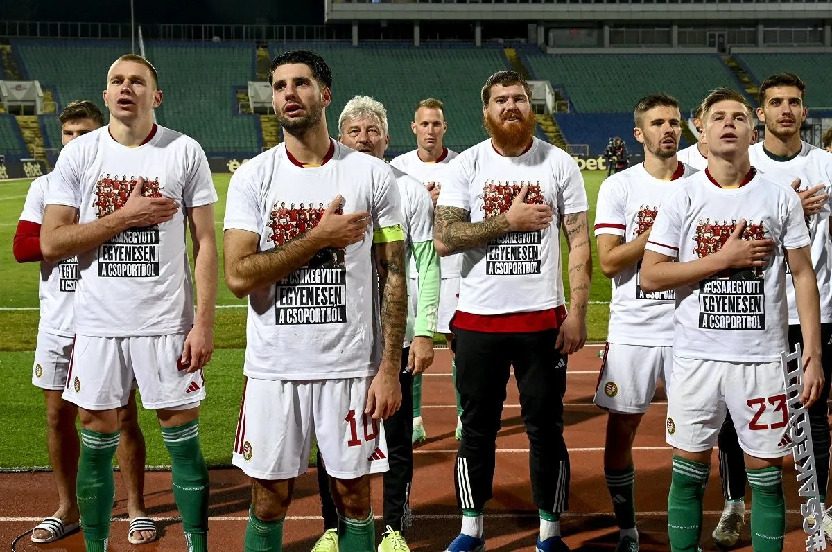 Szoboszlai Dominikék a Himnusz eléneklésével ünnepelték meg az Eb-szereplés kiharcolását