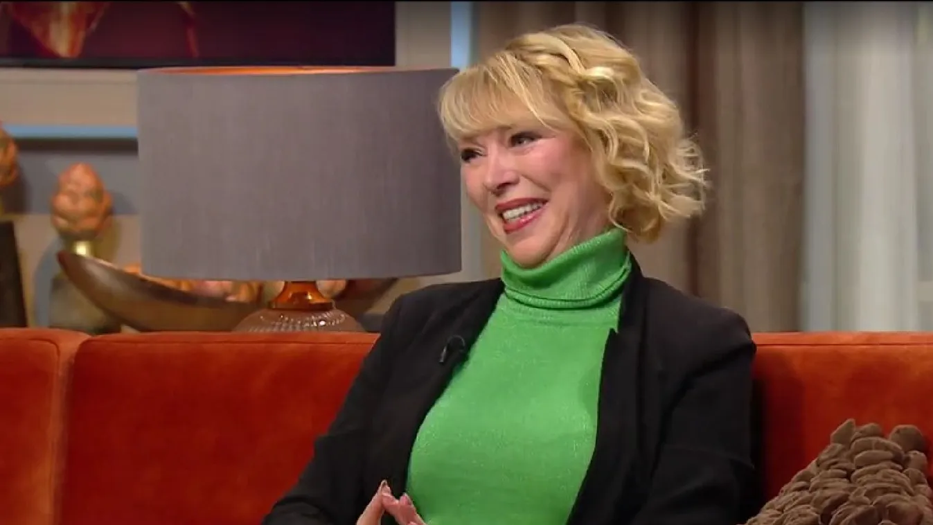 Nagymama lett a legendás magyar színésznő