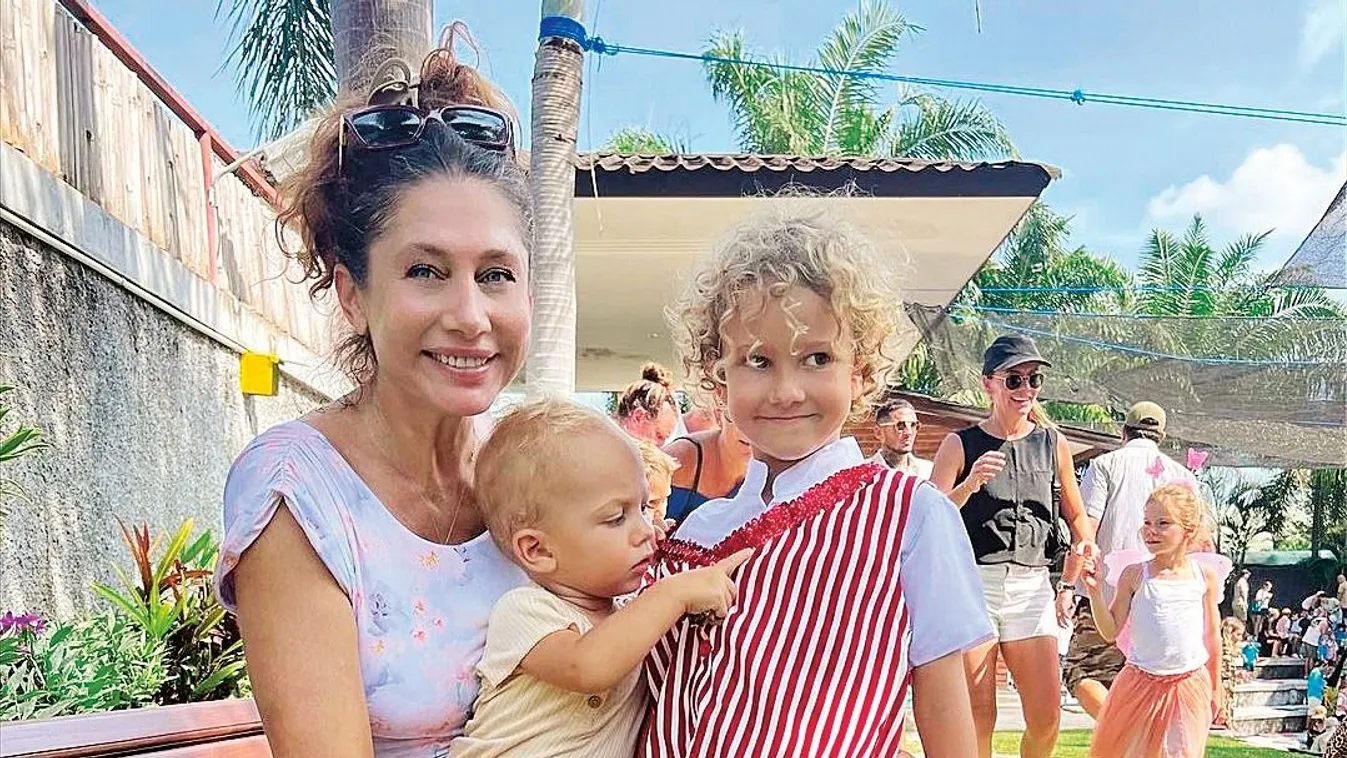 45 éves lett a bombázó édesanya