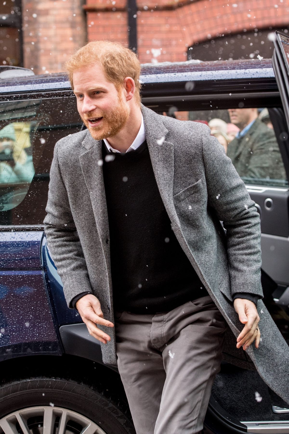 Prince Harry and pregnant Meghan visit Bristol in the snow