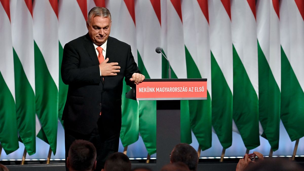 Külföldi politikusok is irigykedhetnek Orbán Viktorra: a magyar kormányfő uralja a közösségi médiát