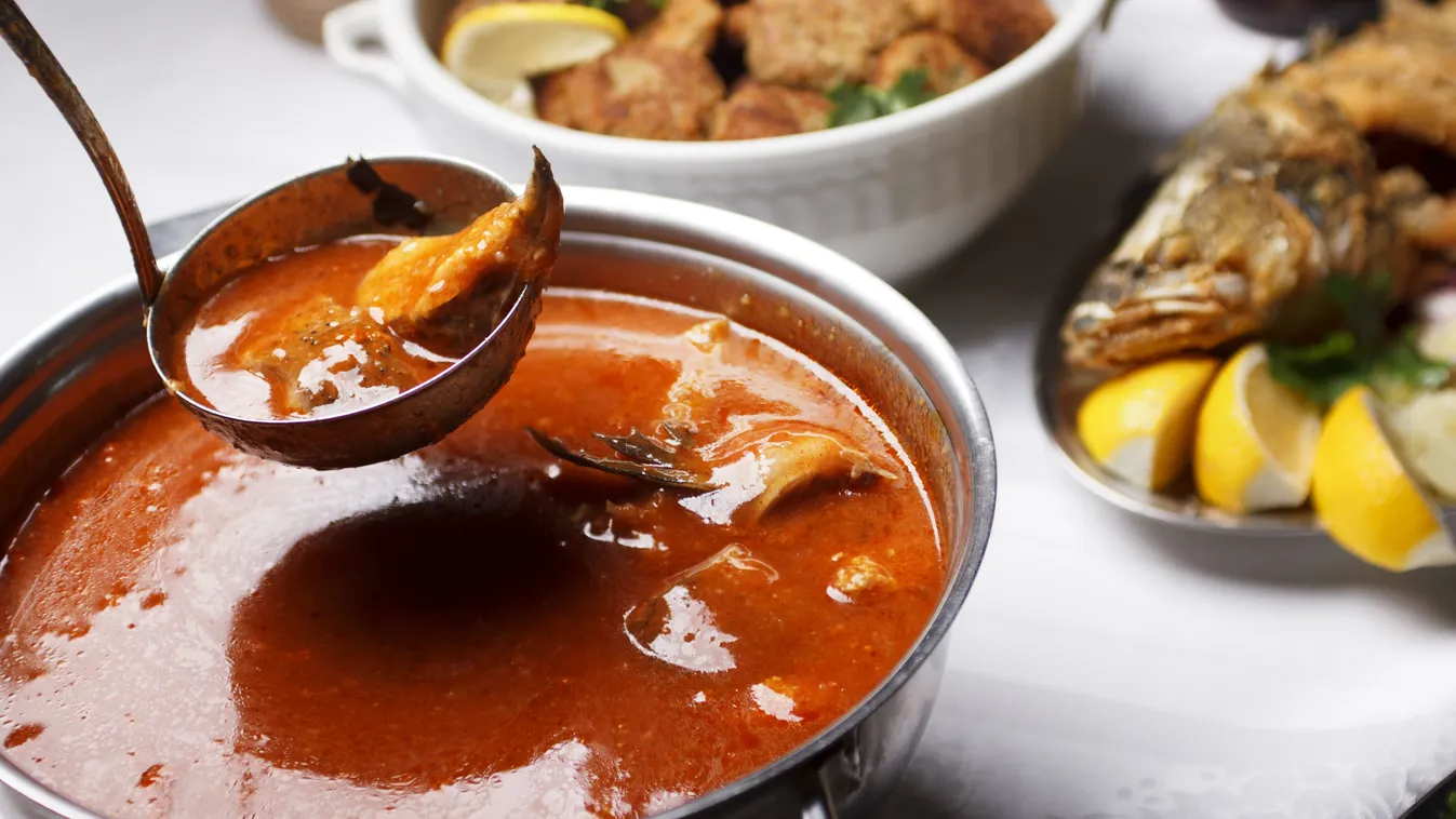 Ettől az apró trükktől lesz tökéletes a halászlé