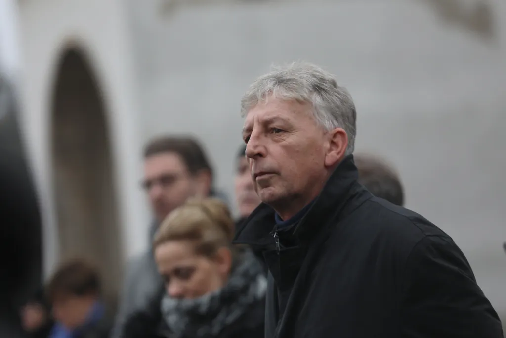 Galambos Erzsi temetés