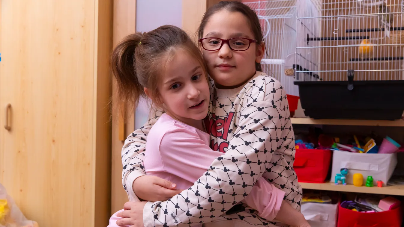 A 8 éves Hannácska attól fél, hogy újra kórházba kerül