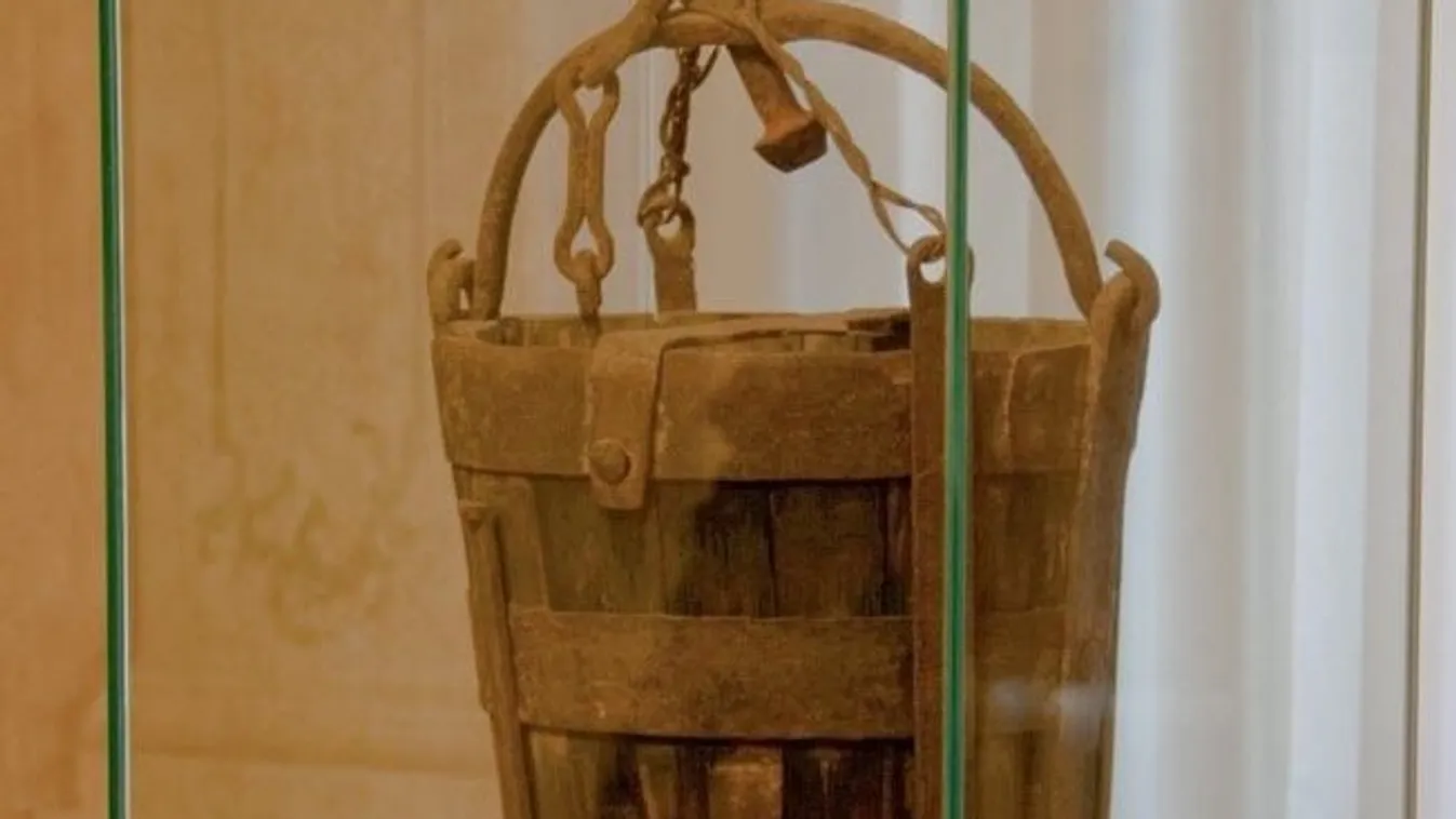 A vödör, ami 2000 ember életébe került