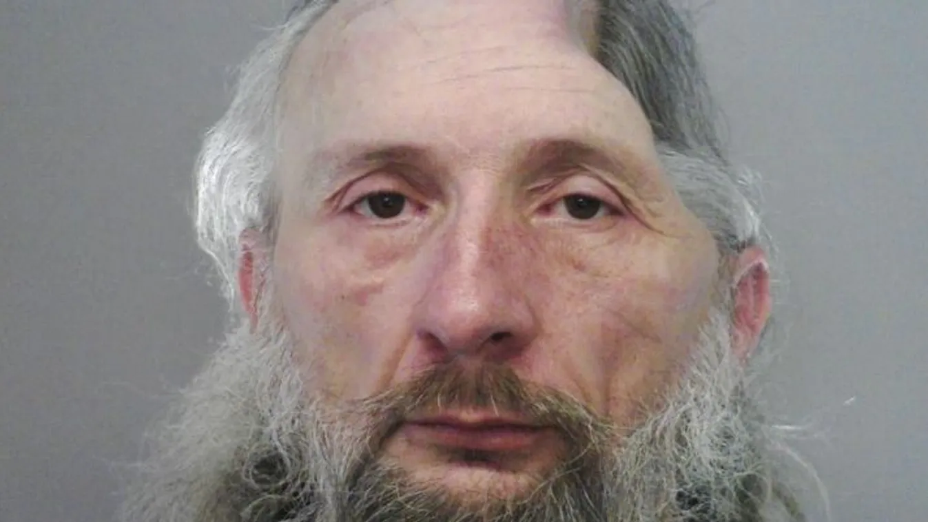 Világgá mehetett a remeteként élő 50 éves édesapa, Csaba