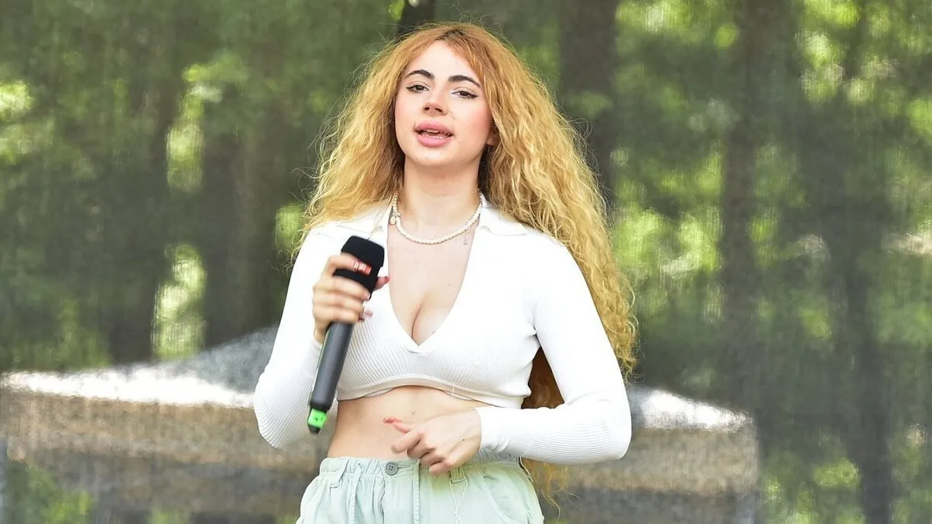 Opitz Barbi egy év után végre kibékült az édesapjával