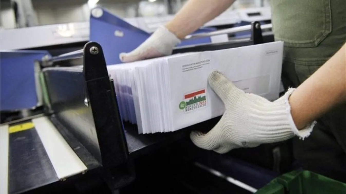 Már több százezren visszaküldték a nemzeti konzultációt