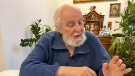 "Kaptam egy küldetést" - mondja Kardos atya, akinek kezet csókolt Ferenc pápa