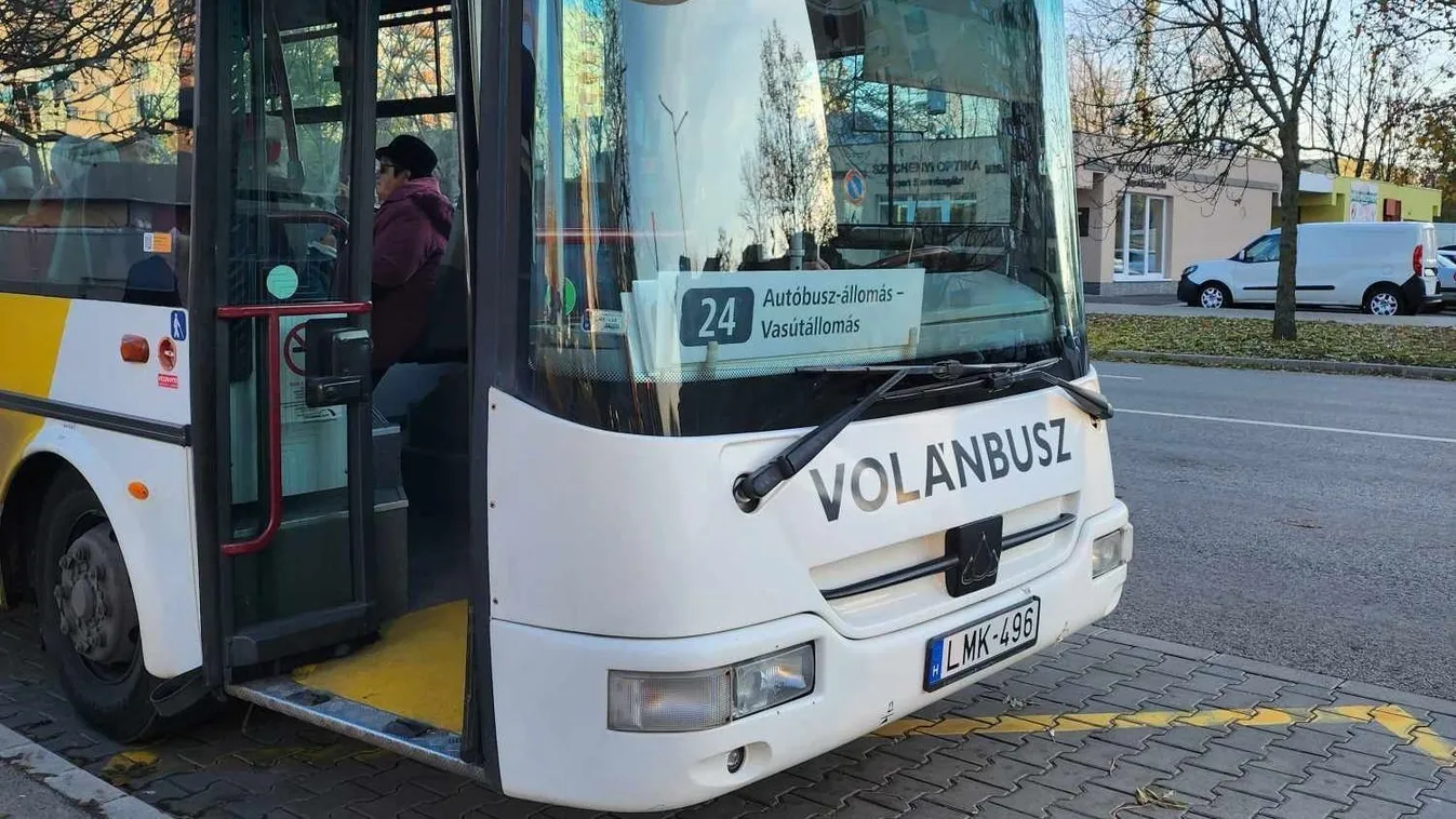 Autista kisfiúval üvöltözött egy buszsofőr Szolnokon