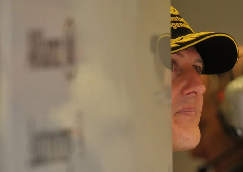 Michael Schumacher egy 2011-es futamon, Spában - tíz évvel ezelőtti balesete óta csak nagyon kevesen láthatták