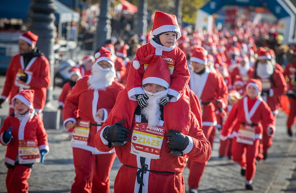 20231203 Budapest, Mikulásfutás. Fotó:Bánkúti Sándor