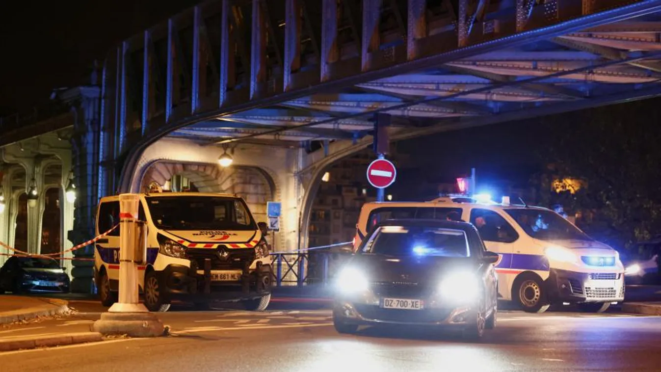 Iszlamista ámokfutó gyilkolt Párizsban, szombat este