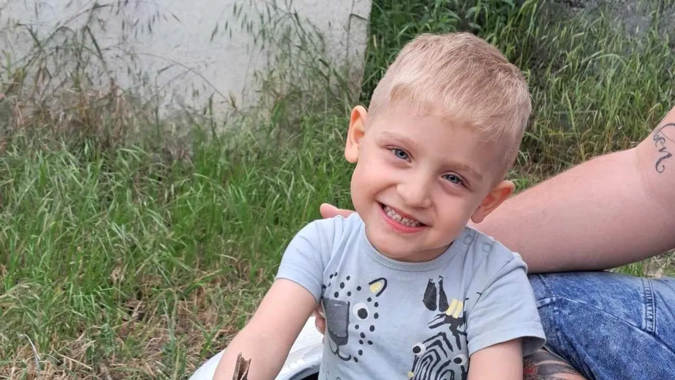 Ruben 4 éves, de még mászni, önállóan ülni és járni sem tud