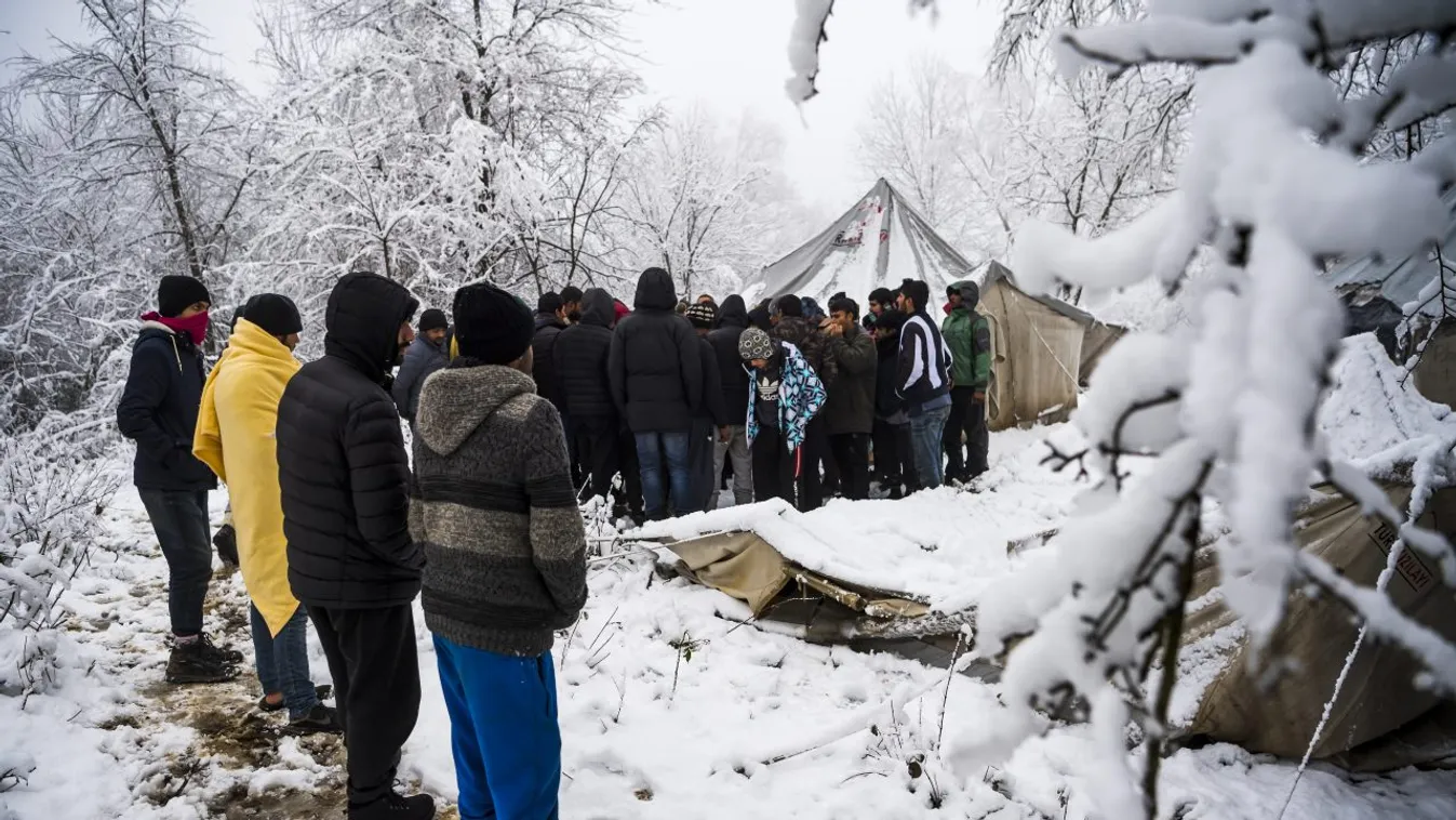 Hiába a tél, a hó jönnek a migránsok