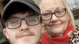"Ő életem szerelme" - 67 évesen szeretett bele a hölgy az iskolás Alexbe, jövőre összeházasodnak