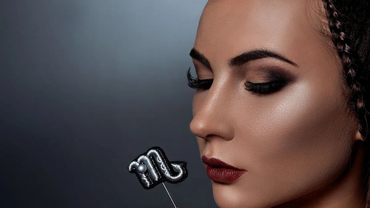 Gorgeous,Girl,With,Original,Makeup,Looks,Like,A,Scorpio,Zodiac