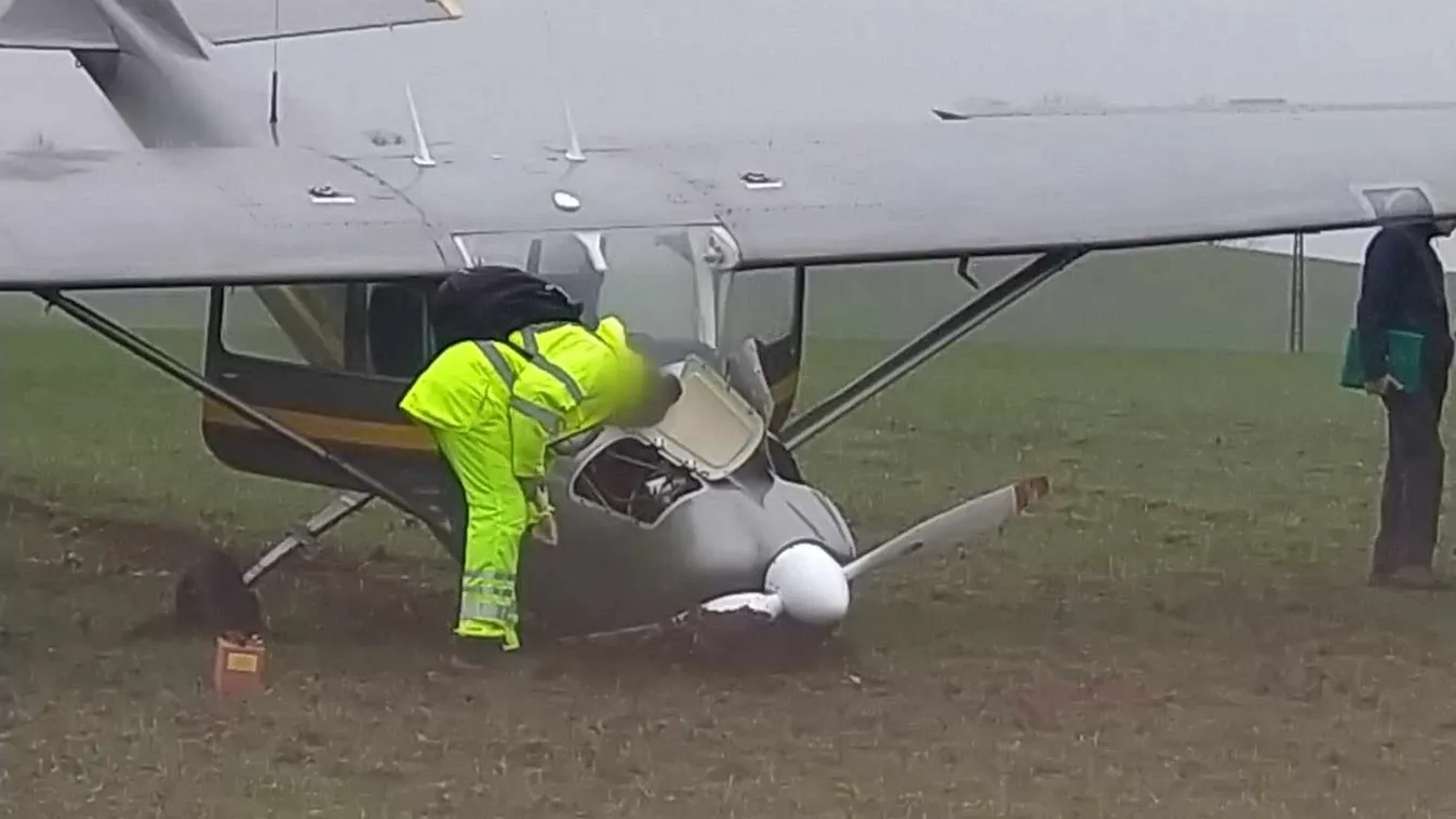 Képeken a XVII. kerületben kényszerleszállást végző Cessna