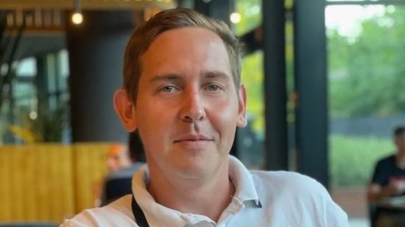 Fájó emlékekről beszél Molnár Guszti