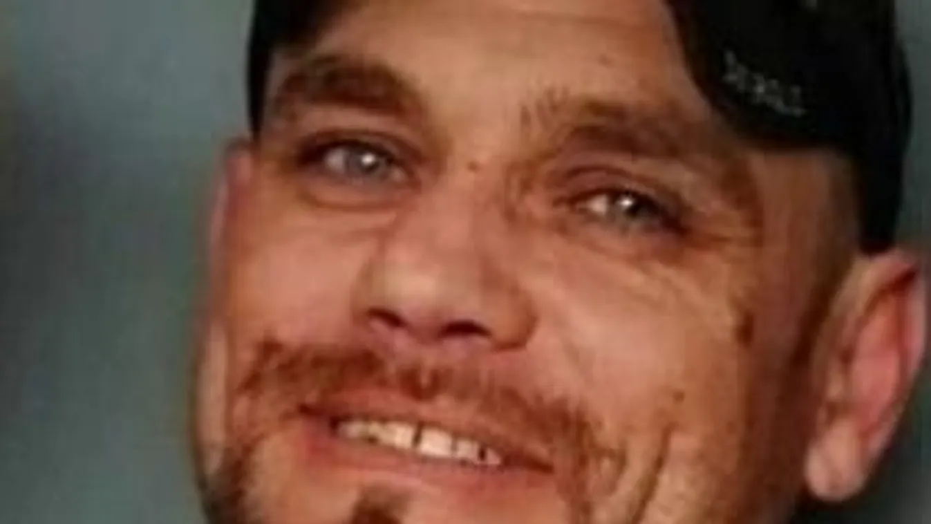 Öt napja keresi családja a Szegedről eltűnt Gergőt